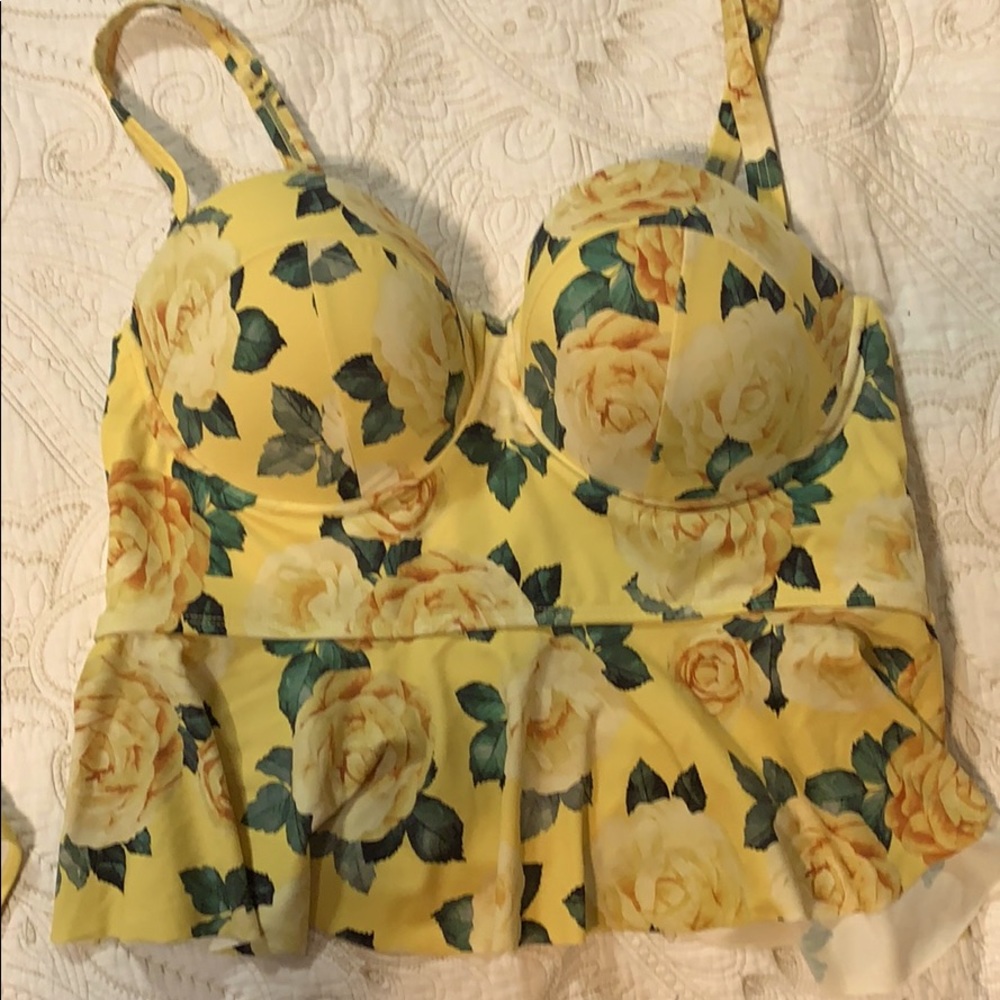 Torrid 2-piece swimsuit